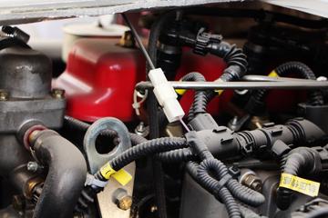 ���� С����V 68���� 2.6��˫������΢��ͼƬ