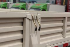 凯马 凯捷M3 113马力 4.2米单排栏板轻卡(KMC1042A33D5)