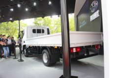 四川现代 QTc 130马力 4X2 单排栏板轻卡