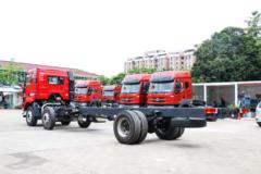 一汽柳特 金陆中卡 220马力 6X2 载货车底盘(LZT5250CCYPK2E4L8T3A95)