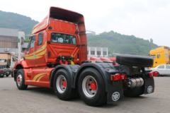 一汽柳特 安捷e重卡 420马力 6X4长头牵引车(CA4255K2E4R5T1A92)