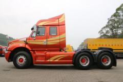一汽柳特 安捷e重卡 420马力 6X4长头牵引车(CA4255K2E4R5T1A92)