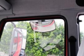 金陆(原属一汽柳特)&nbsp;牵引车驾驶室                                               图片