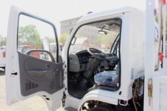 东风 多利卡D6 113马力 4.15米单排栏板轻卡(DFA1041S20D5)