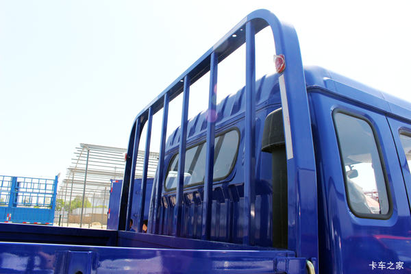 多利卡D7载货车广州市火热促销中 让利高达0.58万