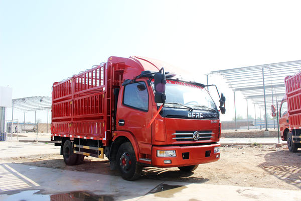 东风 多利卡D6L 102马力 4.2米单排仓栅式轻卡(DFA5041CCY35D6AC)