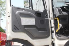 江淮 格尔发K3重卡 220马力 6X2 9.5米厢式载货车(HFC5251XXYP2K3D54S1V)