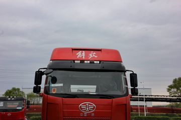 һ����� J6P�ؿ� 375���� 6X2 LNGǣ����(CA4250P66T3E24M5)ͼƬ