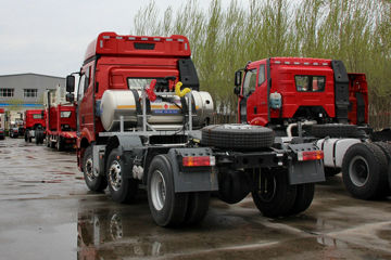 һ����� J6P�ؿ� 375���� 6X2 LNGǣ����(CA4250P66T3E24M5)ͼƬ