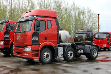 һ����� J6P�ؿ� 375���� 6X2 LNGǣ����(CA4250P66T3E24M5)ͼƬ