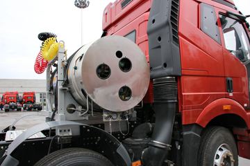 һ����� J6P�ؿ� 375���� 6X2 LNGǣ����(CA4250P66T3E24M5)ͼƬ