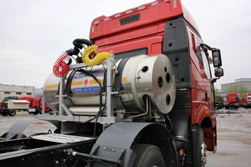 һ����� J6P�ؿ� 375���� 6X2 LNGǣ����(CA4250P66T3E24M5)ͼƬ