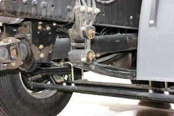 һ����� J6P�ؿ� 375���� 6X2 LNGǣ����(CA4250P66T3E24M5)ͼƬ