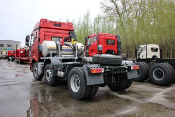 һ����� J6P�ؿ� 375���� 6X2 LNGǣ����(CA4250P66T3E24M5)ͼƬ