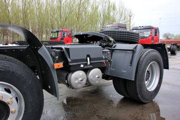 һ����� J6P�ؿ� 375���� 6X2 LNGǣ����(CA4250P66T3E24M5)ͼƬ