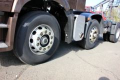 一汽解放 J6P重卡 420马力 6X2牵引车(CA4250P66K24T3HE4) 一汽解放 J6P重卡 420马力 6X2牵引车(CA4250P66K24T3HE4)