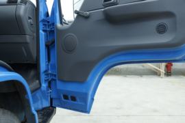 新顺达&nbsp;载货车驾驶室                                               图片