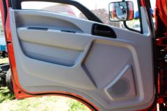 中国重汽HOWO 统帅 148马力 3.85米排半轻卡底盘(ZZ2047CCYF332CE145)