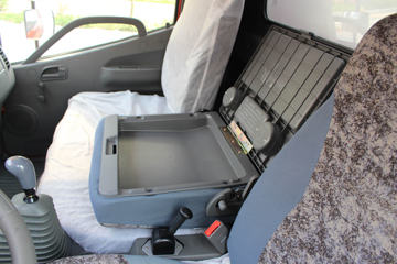  ŷ3ϵ ܰ 150 4.165׵ʽῨ(BJ5049V8BD6-FA)ͼƬ