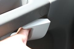 斯堪尼亚 G系列重卡 420马力 6X2 牵引车(型号G420 LA6x2MNA)