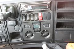 斯堪尼亚 G系列重卡 420马力 6X2 牵引车(型号G420 LA6x2MNA)