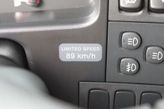 斯堪尼亚 G系列重卡 420马力 6X2 牵引车(型号G420 LA6x2MNA)