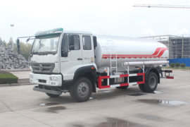 重汽斯太尔底盘&nbsp;洒水车/喷洒车外观图片