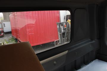 ���� ŷ����5ϵ�п� 170���� 4X2�ػ�������ͼƬ