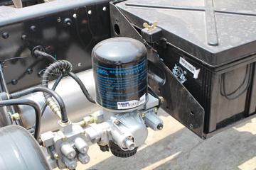 ���� ŷ����5ϵ�п� 170���� 4X2�ػ�������ͼƬ