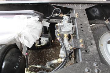 ���� ŷ����5ϵ�п� 170���� 4X2�ػ�������ͼƬ