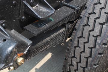 ���� ŷ����5ϵ�п� 170���� 4X2�ػ�������ͼƬ