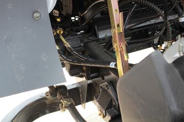 ���� ŷ����5ϵ�п� 170���� 4X2�ػ�������ͼƬ