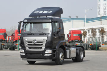 中国重汽 豪瀚J5G重卡 轻量化版 260马力 4X2 LNG牵引车(ZZ4185M4213E1L)