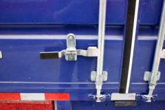 唐骏欧铃 T1系列 83马力 4X2 3.7米单排仓栅式微卡ZB5040CCYKDD6V)