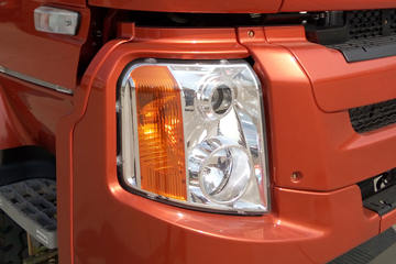  W5B-Hؿ 310 8X4 6.8ж(CDW3310A1S4J)ͼƬ