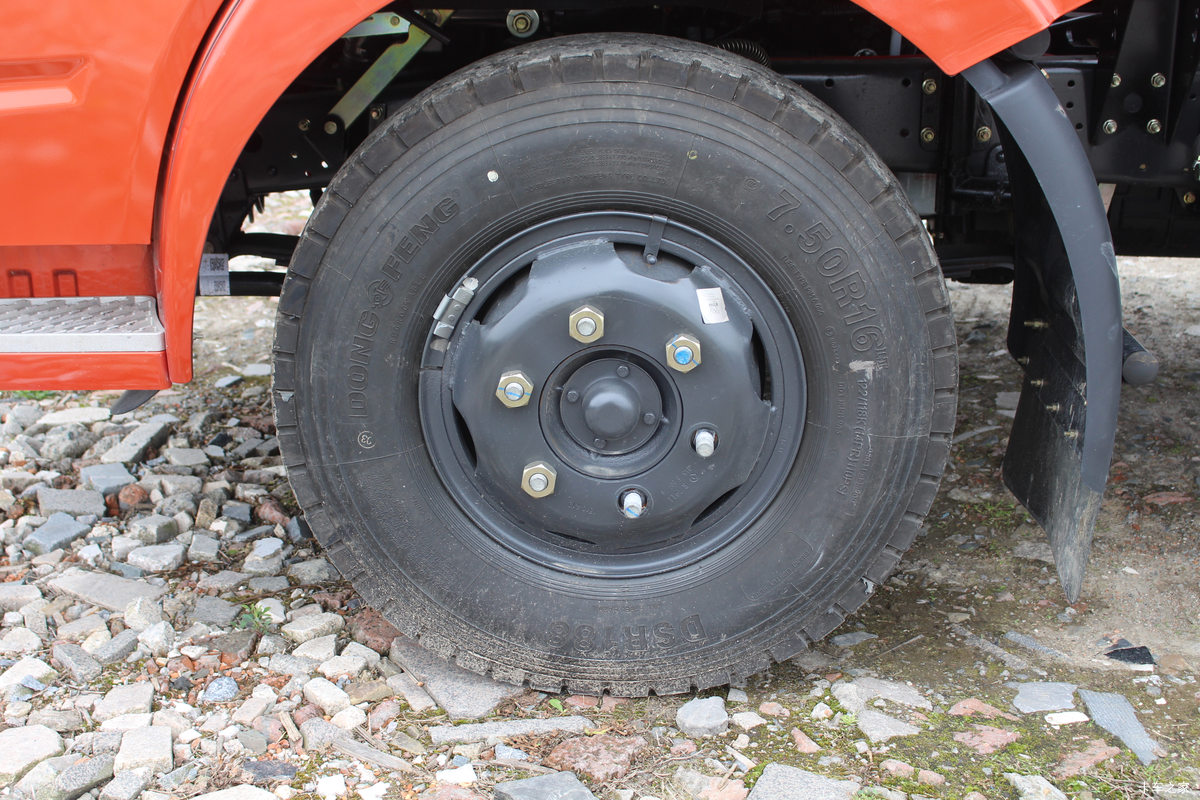  D6 130 3.8ŰῨ()(EQ1080L8BDB)                                                