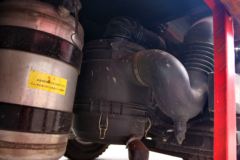 一汽解放 J6L中卡 180马力 4X2 6.8米仓栅式载货车(CA5160CCYP62K1L4E5)