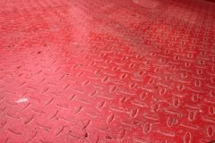 一汽解放 J6L中卡 180马力 4X2 6.8米仓栅式载货车(CA5160CCYP62K1L4E5)