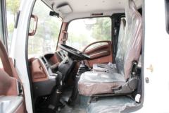 重汽王牌 7系 87马力 3.3米排半仓栅式轻卡(CDW5043CCYHA1A4)