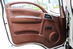 重汽王牌 7系 87马力 3.3米排半仓栅式轻卡(CDW5043CCYHA1A4)