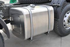 中国重汽 豪瀚J5G重卡 340马力 6X2牵引车(ZZ4255N27C3D1B)