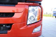 重汽王牌 W5B-M重卡 310马力 8X4 9.6米仓栅式载货车(CDW5310CCYA3T4)