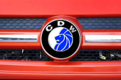 重汽王牌 W5B-M重卡 310马力 8X4 9.6米仓栅式载货车(CDW5310CCYA3T4)