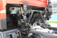 重汽王牌 W5B-M重卡 310马力 8X4 9.6米仓栅式载货车(CDW5310CCYA3T4)