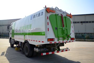 陕汽重卡底盘&nbsp;扫路车外观图片
