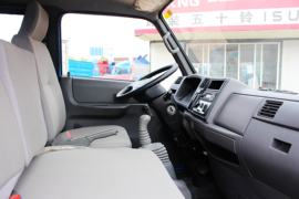 新顺达&nbsp;自卸车驾驶室                                               图片