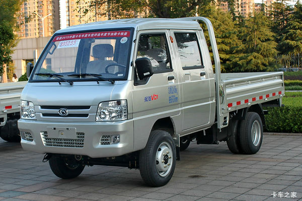 福田时代 驭菱VQ1 1.5L 112马力 汽油 2.5米双排栏板微卡(后双胎)(BJ1030V4AL4-D6)