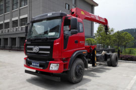 福田瑞沃底盘&nbsp;随车吊外观图片