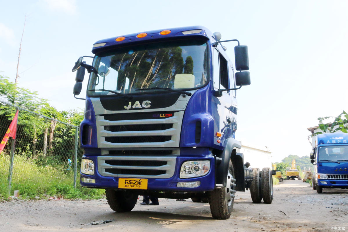 江淮 格尔发A5L中卡 160马力 4X2载货车底盘