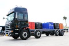 江淮 格尔发K3W重卡 270马力 8X2 9.5米排半载货车底盘(HFC1311P2K3G43HF)